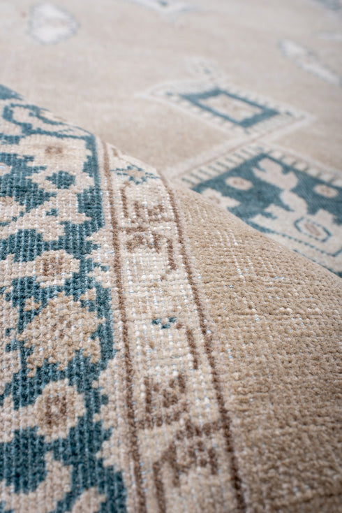 Antique Sivas Runner Rug (4' x 13')